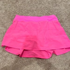 Like new pink lululemon skirt